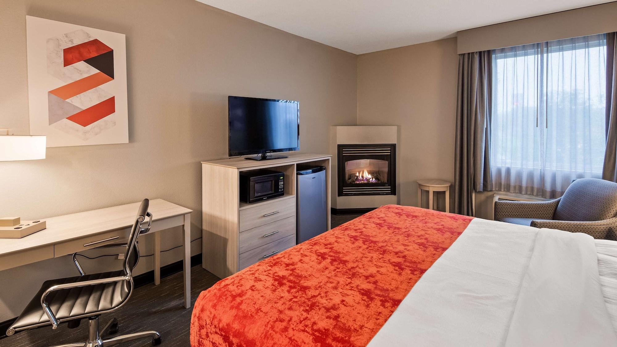 Best Western Plus New Cumberland Exteriér fotografie