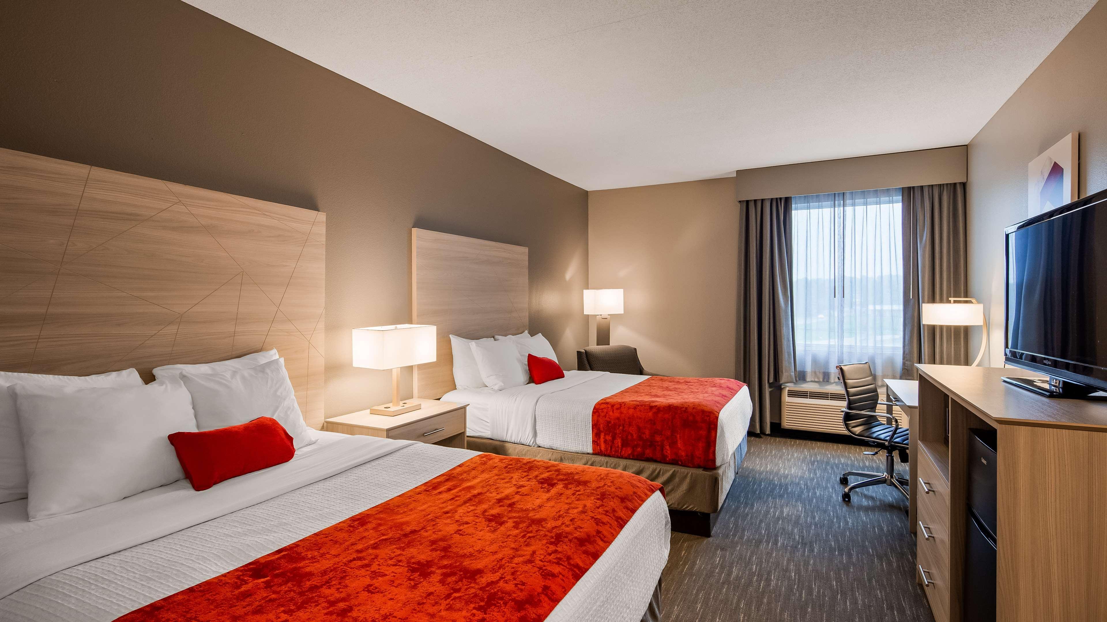 Best Western Plus New Cumberland Exteriér fotografie