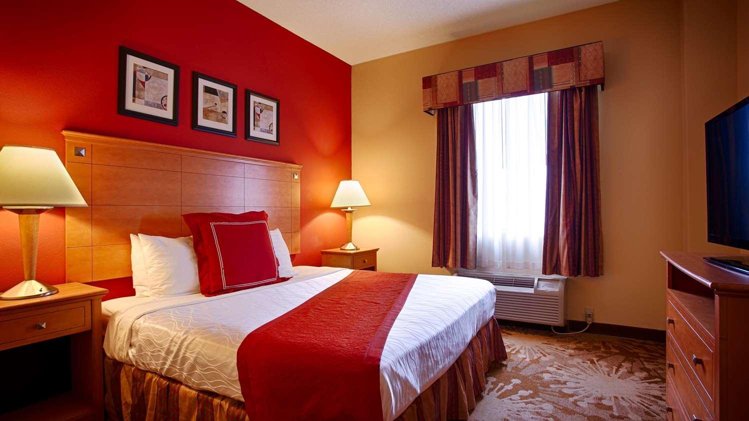 Best Western Plus New Cumberland Exteriér fotografie
